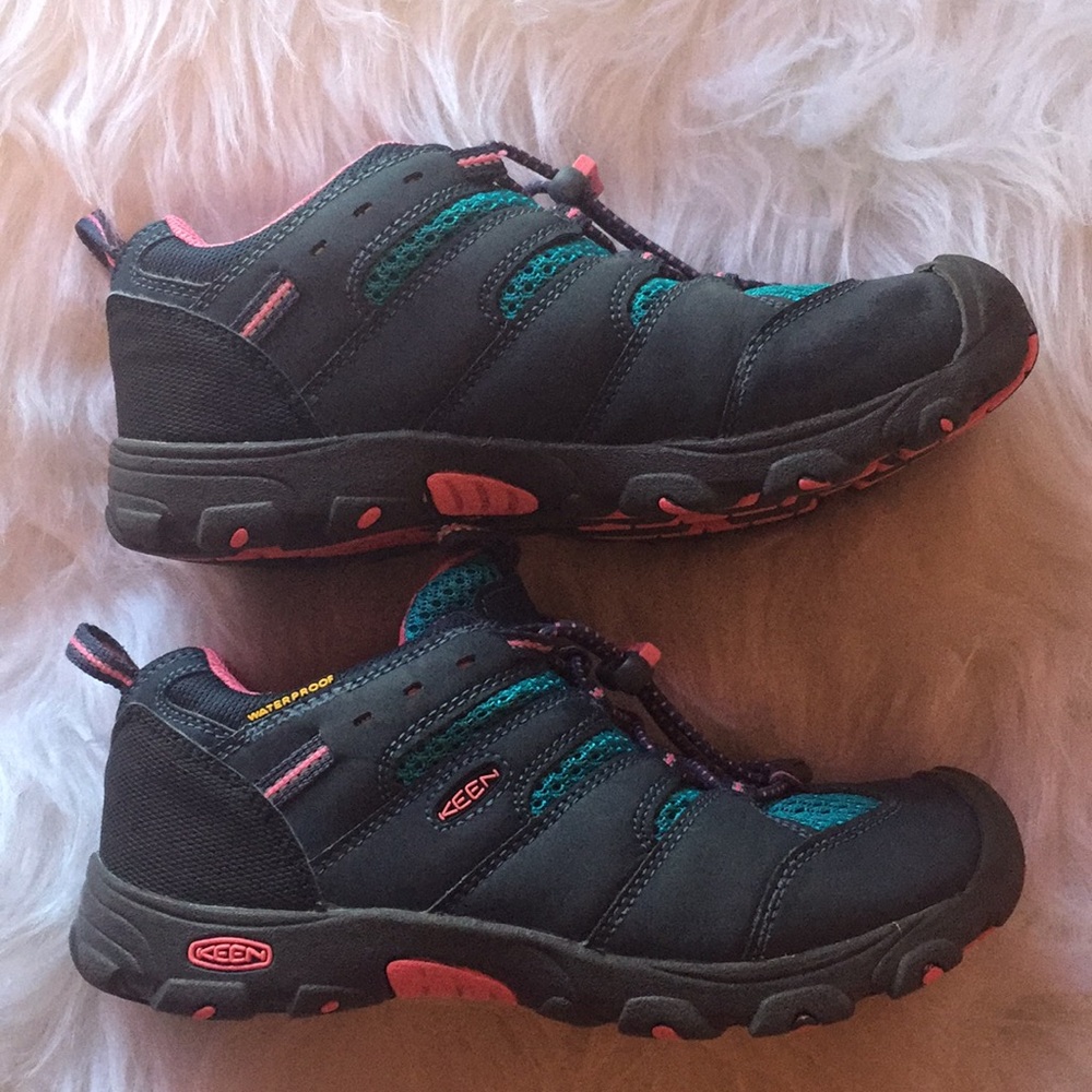 Girls Keen Shoes